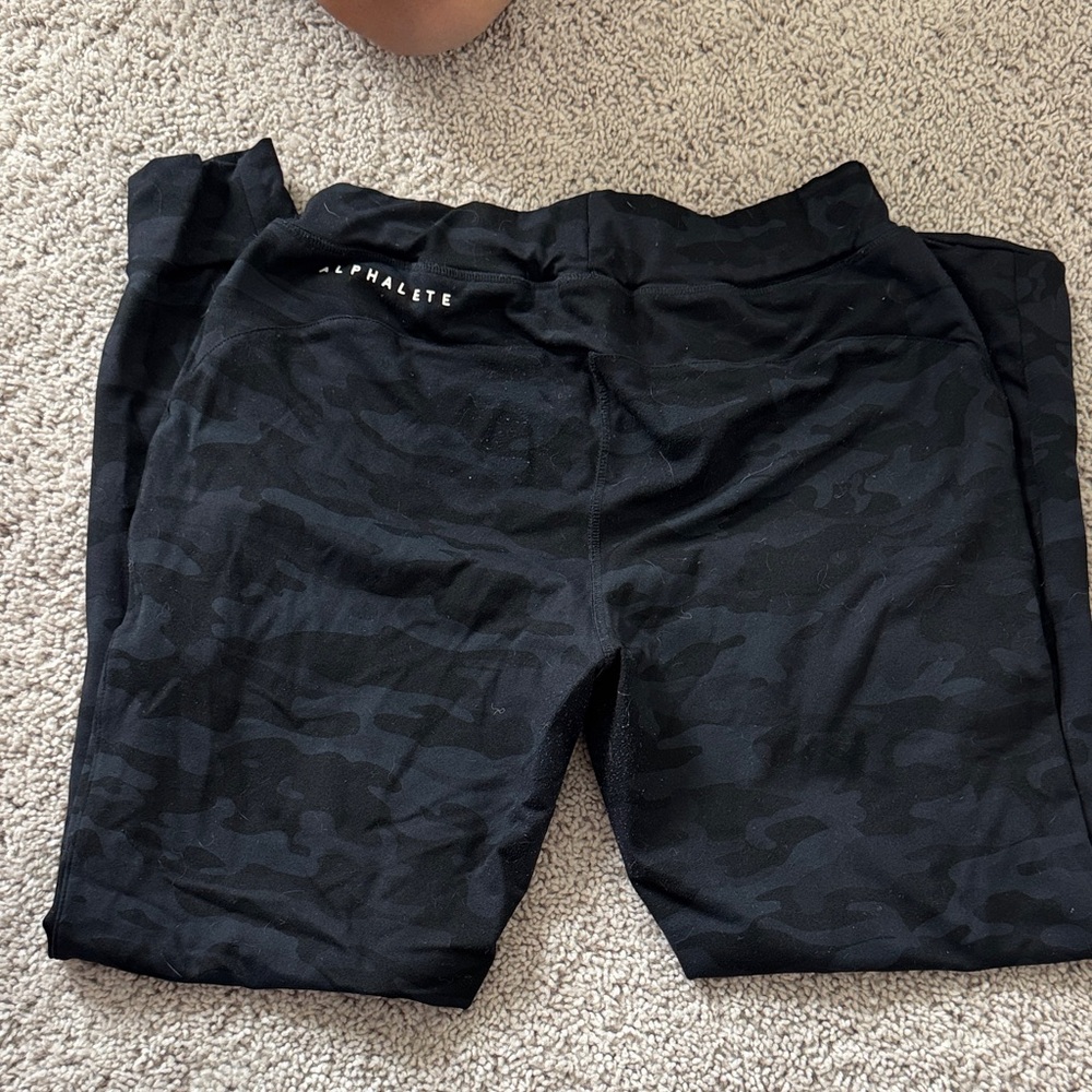 Alphalete Dark Camo Joggers